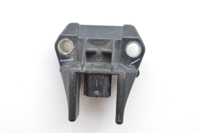 Senzor de impact dreapta față LEXUS RX _U3_ 2005 OEM: 89173-45050 1797003