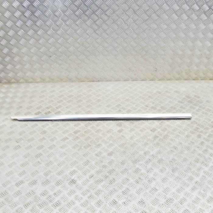 Chedar geam ușă dreapta față MERCEDES-BENZ C W206 2021 OEM: A2067201800