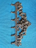 Cuier vintage din alama, pentru perete, suport de chei, cu motive florale, in stil baroc, Italia 1960