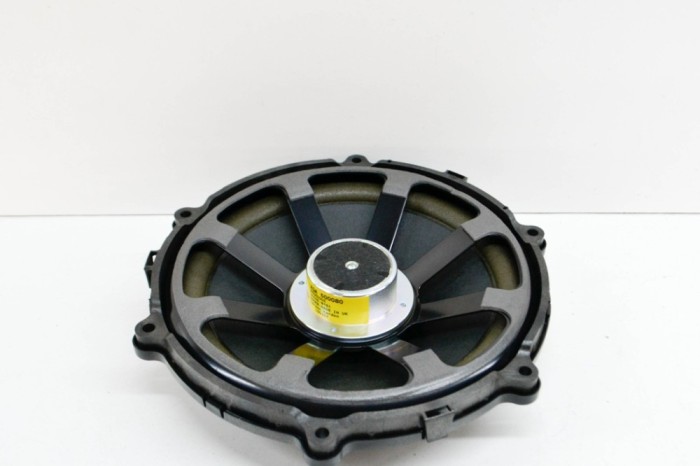 Subwoofer LAND ROVER RANGE ROVER SPORT L320 2007 OEM: XQA500080,260RG005 | 14573039