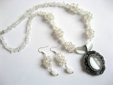 Set colier si cercei cu ochi de pisica si cristal de stanca 23375
