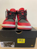 Jordan 1 Mid, 42.5, Rosu, Nike