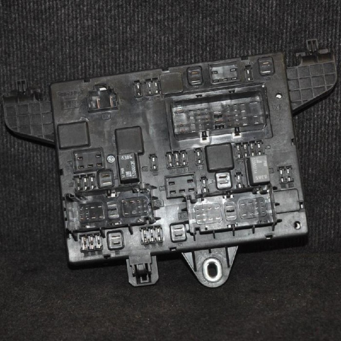 Modul de confort OPEL ASTRA J 2012 OEM: 13302300365927271 | 1678875