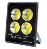 Cumpara ieftin Proiector exterior LED 200W, rezistent la apa, 4x50W, 220V, 18000 lumeni