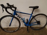 Bicicleta cursiera Cube Attain 50