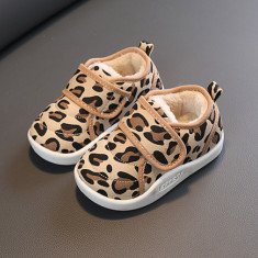 Pantofi imblaniti pentru fetite - Animal print (Marime Disponibila: Marimea 26)