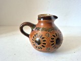 Vază tip cafara mica, Vintage REMBSERHOF KERAMIK &ndash; Decor Floral relief &bdquo;Sunflowers&rdquo; (11 cm)