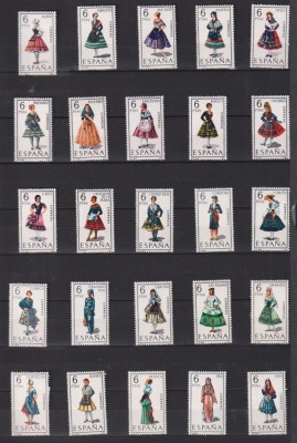 SPANIA LOT COSTUME POPULARE ANII 1967-1969 MNH foto