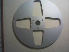 Rola metalica magnetofon Al 22 cm (8.5&amp;quot;) 1/4&amp;quot; silver trident foto