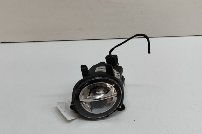 Proiector ceață dreapta față BMW 3 F30, F80 2017 OEM: 7315560 | 31540180