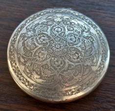 (72) PUDRIERA DIN ARGINT, VINTAGE, MOTIVE FLORALE, MARCAJ ARGINT 800, 56.37 GR.