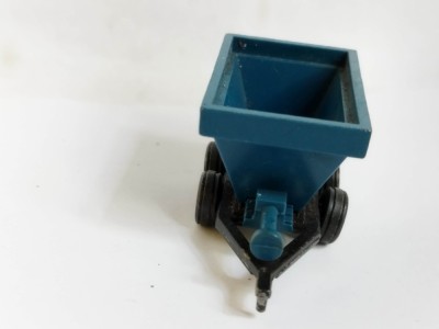 bnk jc ERTL - remorca agricola foto