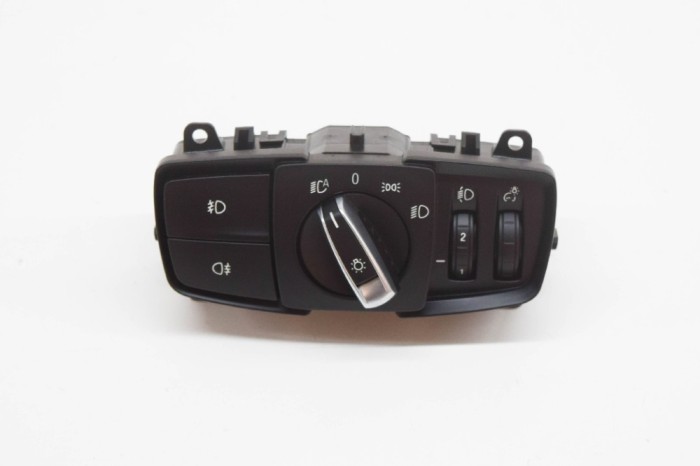 Modul de control comutator faruri BMW 2 Gran Tourer F46 2019 OEM: 9865814,3473.0401-08 11550690