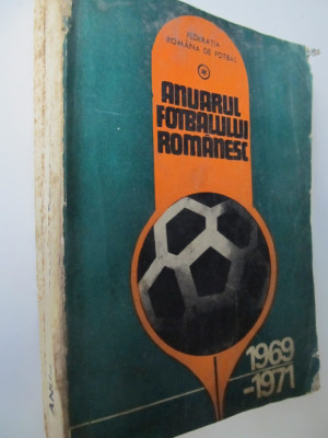 Anuarul fotbalului romanesc 1969-1971 foto