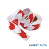 Banda reflectorizanta alba cu sageata rosie 07r/w 10cm x 25m Alta marca Alt model #7