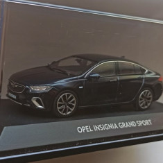 Macheta Opel Insignia Grand Sports 2017 gri - iScale 1/43