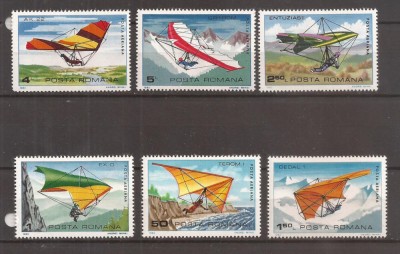 LP 1056 Romania -1982- DELTAPLANORISM SERIE, nestampilat foto