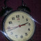 Ceas vechi mecanic de masa Ceas mare cu sonerie deasupra,T.GRATUIT
