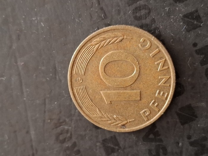 10 pfenning 1979 G