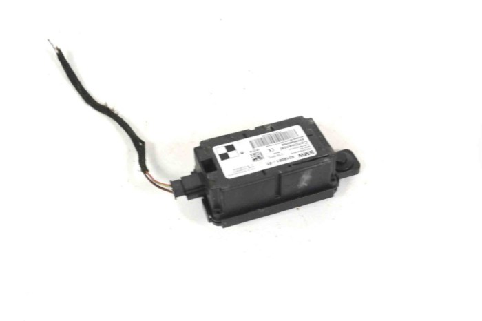 Amplificator de antena BMW 4 Coupe F32, F82 2015 OEM: 9319081