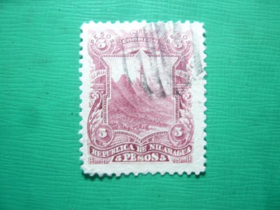 Timbru Nicaragua 1893 UPU 5 pesos carmin stampilat foto