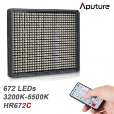 Lampa video Amaran HR672C cu 672 LED-uri, sistem de control radio si reglaj al temperaturii de culoare foto