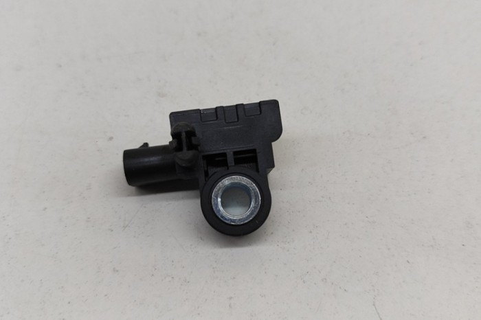 Senzor de impact st&acirc;nga spate VW ID.4 E21 2023 OEM: 1EA959651 | 26823383