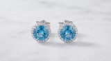 Cumpara ieftin CERCEI ARGINT 925 CU TOPAZ ALBASTRU IN MONTURA HALO STRALUCITOARE