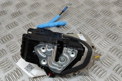 &amp;Icirc;ncuietoare ușă dreapta față KIA XCEED CD 2020 OEM: 81320-J7000 28098910 foto