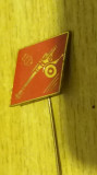 QW9 N 68 - insigna - militar - artilerie