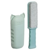 Perie pentru indepartarea scamelor, forma de animal, verde menta, 25 cm, CMCLASS