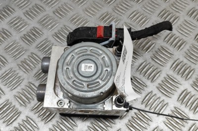 Pompa ABS AUDI A3 Limousine 8YS 2024 OEM: Sedan | 30617789 foto