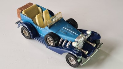 Macheta veche de colectie Excalibur, Majorette Franta, anii &amp;#039;80, sc 1:32 foto