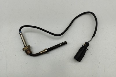 Senzor de temperatură gaze de eșapament AUDI Q7 4M 2016 OEM: 4M0906088N | 31801458 foto