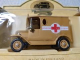 Masinuta vintage de colectie T Ford Van Royal Navy Ambulance