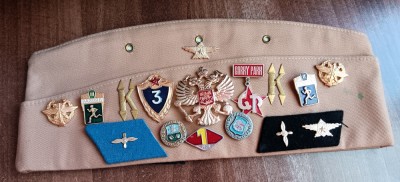 M1 2 - Boneta militara - cu insigne si ecusoane - armata din Federatia Rusa foto