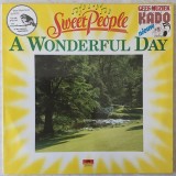 Vinil LP # Sweet People &lrm;&ndash; A Wonderful Day (VG++)