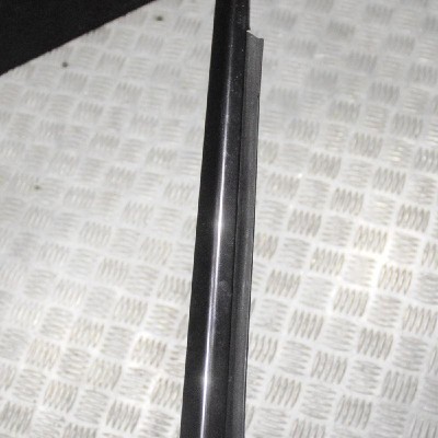 Chedar geam ușă dreapta față MERCEDES-BENZ E W211 2006 1163027 foto