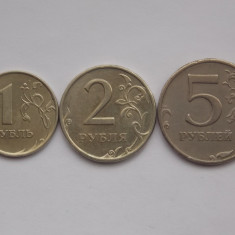 LOT 3 MONEDE RUSIA 1997-1,2,5 RUBLE
