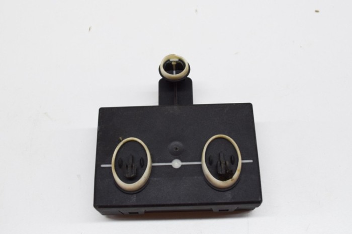 Modul de control ușă dreapta spate VW TOUAREG 7P5 2014 OEM: 4H0959795M,A2C7325440600,4H0959795J | 14953240
