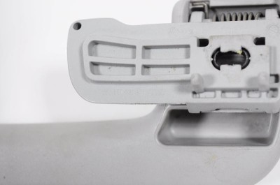 M&amp;acirc;ner plafon st&amp;acirc;nga spate AUDI A6 Avant 4F5, C6 2006 OEM: 8P0857607D | 3198932 foto