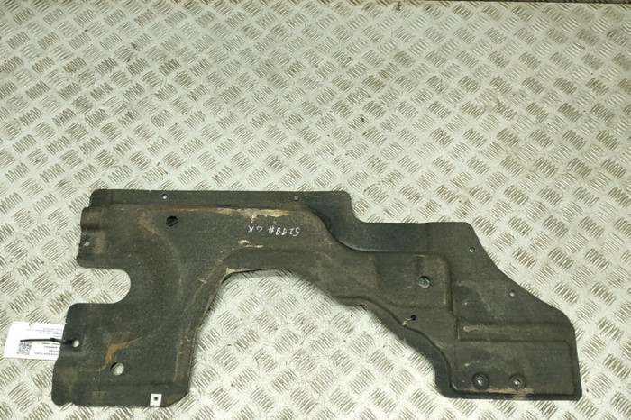 Scut motor st&acirc;nga spate AUDI Q7 4M 2018 OEM: 4M0825213J 30056521