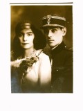 Fotografie Capșa Modern model carte poștala cu ofițer roman in uniformă regele Ferdinand din anii 20