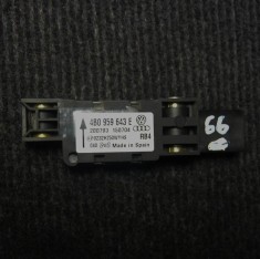 Senzor de impact dreapta spate AUDI A8 D3 4E2, 4E8 2003 OEM: 4B0959643E 2050837