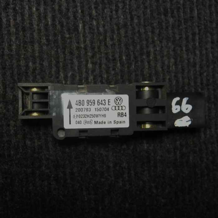 AUDI A8 D3 4E2, 4E8 2003 OEM: 4B0959643E SKU: 2050837