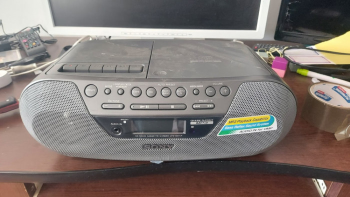 SONY CFD S07CP CD/RADIO/CASETOFON , NU FUNCTIONEAZA !