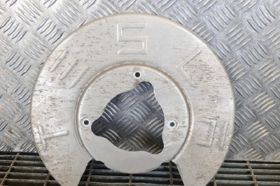 Protecție disc de fr&amp;acirc;nă st&amp;acirc;nga spate TESLA MODEL 3 2019 OEM: 1044665-C 11234790 foto