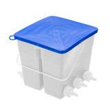 Capac plastic rezistent pentru galeata alaptare 10L, patrata, pentru miei si iezi