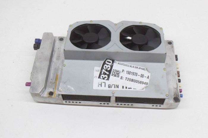 Alt modul de control TESLA MODEL S 2018 OEM: 1501970-00-A,1655000-00-G | 12609334