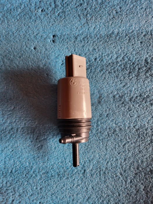 pompa stropgel pentru BMW E90